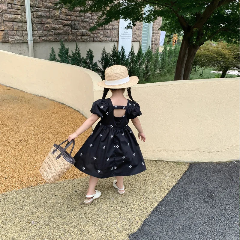 Summertime Mother & Daughter Black Geometric Shape