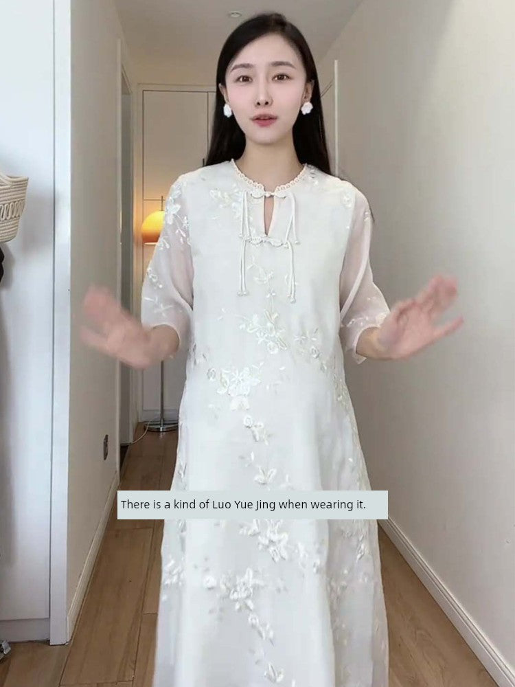 Chinese Style Embroidered Petite Maternity Dress: 2024 New Arrival New