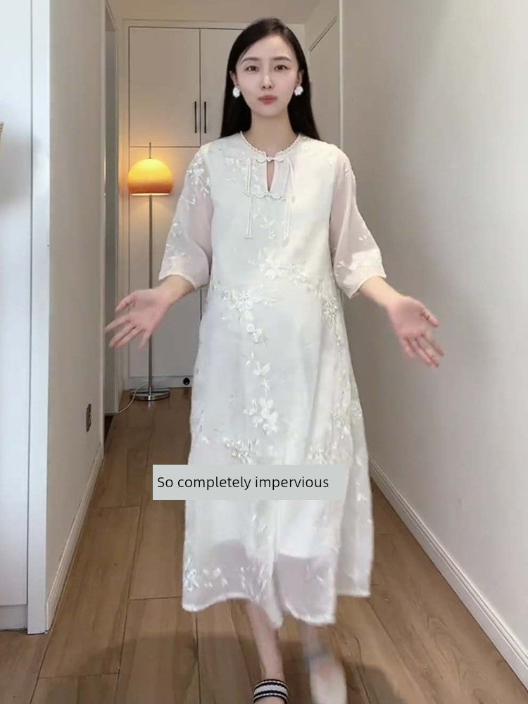 Chinese Style Embroidered Petite Maternity Dress: 2024 New Arrival New