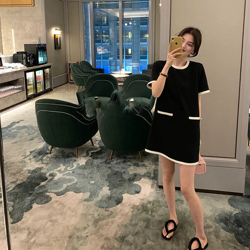 French Ice Silk Retro Hepburn Style Little Black Maternity Dress: Summer Short-Sleeved Short and Small Stature With Thin Knitting