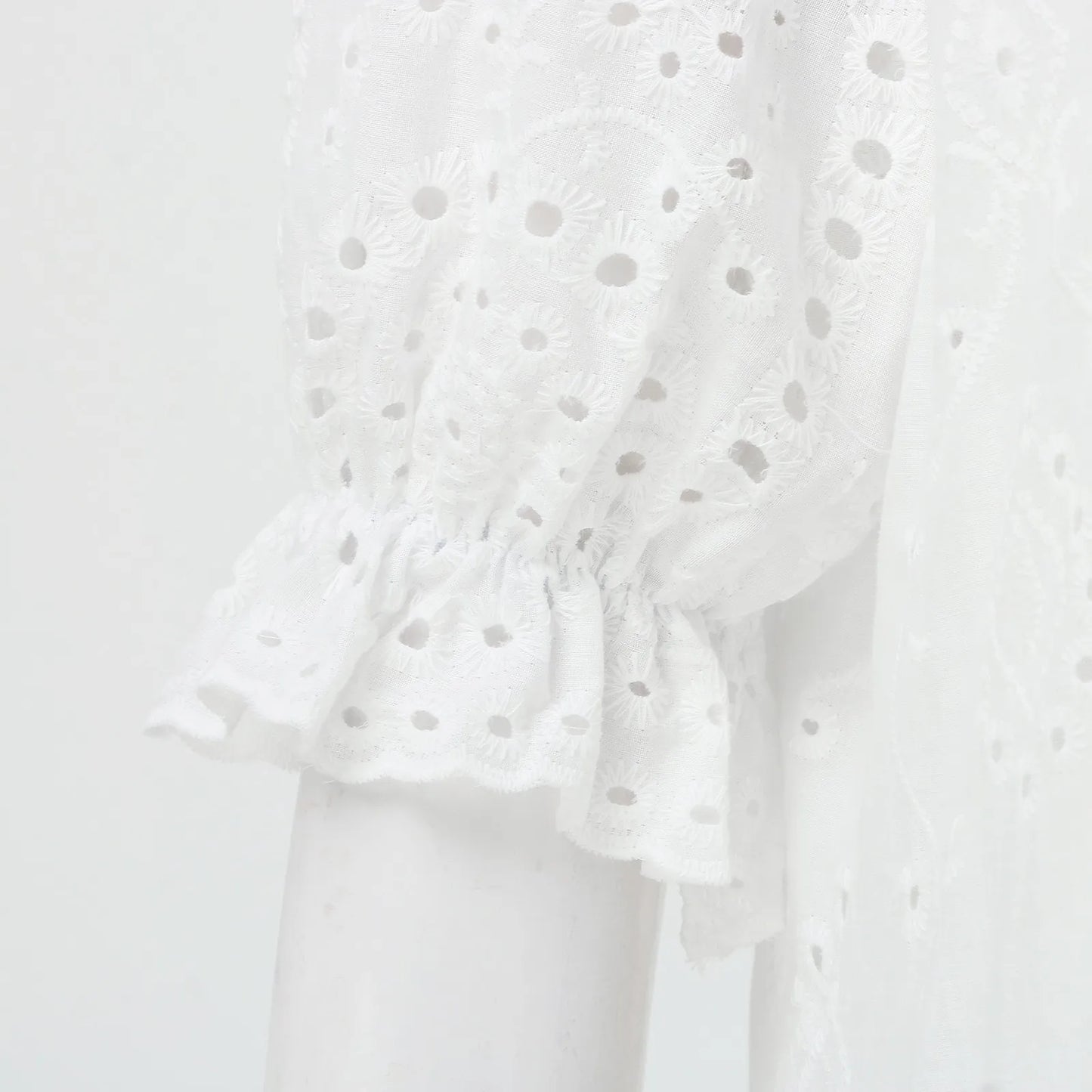 New Boho Casual Lace Floral Dress Short Sleeve Lace-Up V-Neck Beach Dress