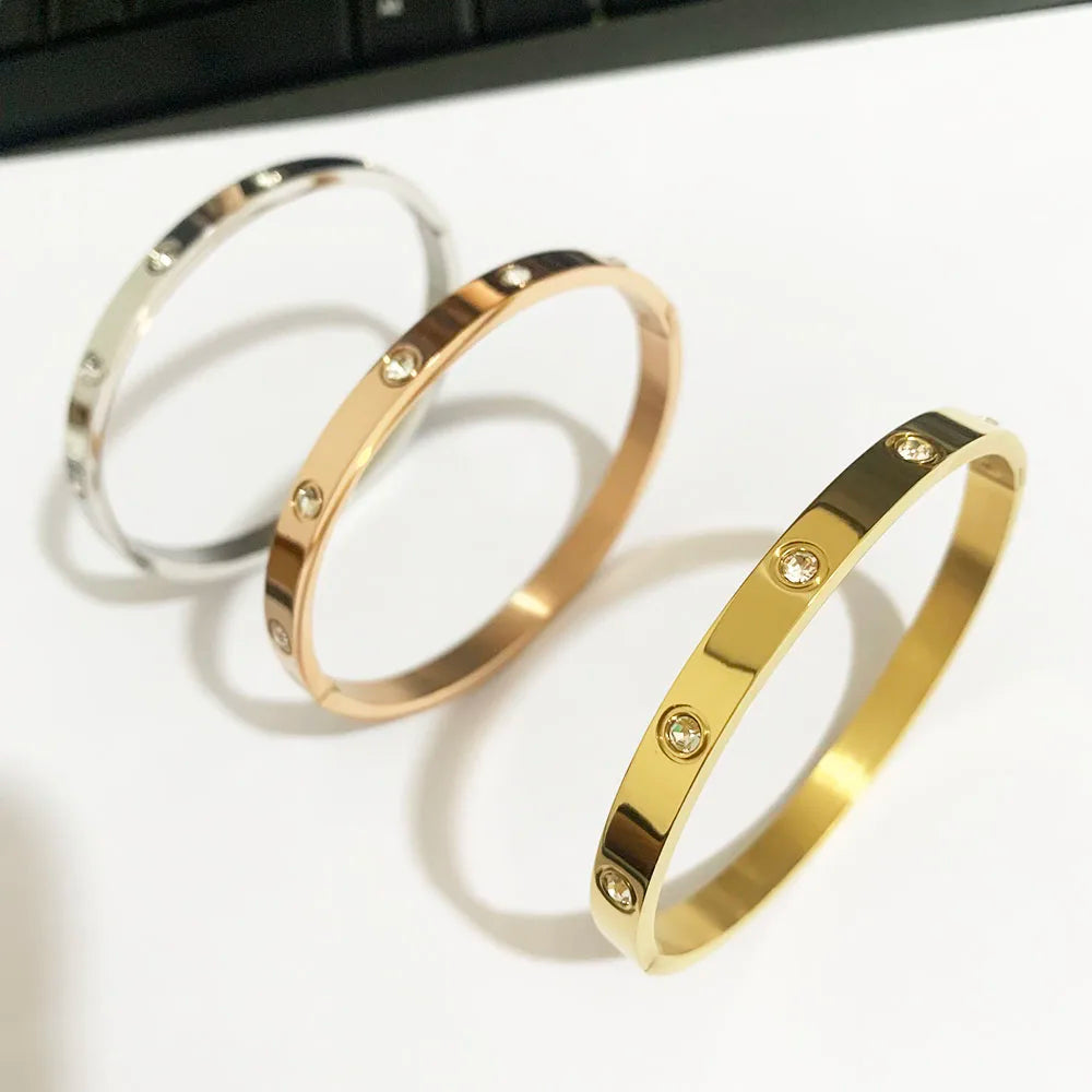 Zircon And Cross Nut Bangle